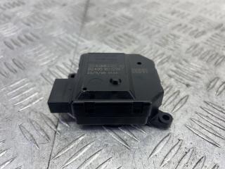 моторчик заслонки печки Volkswagen Polo 4 поколение (2001 - 2005)