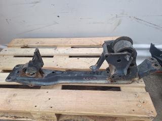 кронштейн КПП Nissan Almera Tino V10 [рестайлинг] 2004, 2.2 л., YD22DDTi, дизель, МКПП, серый, минивэн, передний привод