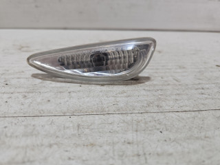 повторитель поворота на крыле Hyundai Solaris 1 поколение (2010 - 2014), 923031R0