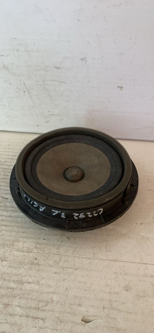 динамик двери Opel Agila 2 поколение (B) 2012, 1.2 л., K12B, бензин, МКПП, минивэн, передний привод, правый руль - фото №1