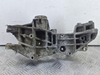 кронштейн генератора Volkswagen Passat B5 1998, 1.8 л., ARG, бензин, МКПП, серебро, универсал, передний привод, 058145523D