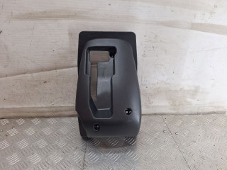 пластик рулевой колонки Mazda 5 1 поколение [рестайлинг] 2008, 2.0 л., LF-DE, бензин, АКПП, серый, минивэн, передний привод