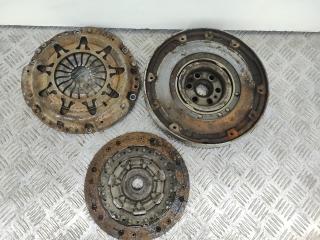 маховик Ford Mondeo 3 поколение (2000 - 2003), 1.8 л., CGBA, бензин, МКПП, серебристый, передний привод, A007000B00, 2S717550CA, 2S717563CA