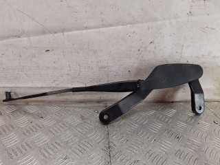 щеткодержатель (поводок стеклоочистителя, дворник) Mercedes-Benz C-Класс W204/S204 2007, 1.8 л., M 271.950, бензин, АКПП, серебро, седан, задний привод, A2048200344