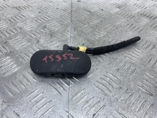 форсунка омывателя лобового стекла Audi A6 4B/C5 [рестайлинг] (2001 - 2004), 2.4 л., BDV, бензин, МКПП, универсал, 8E0955988B