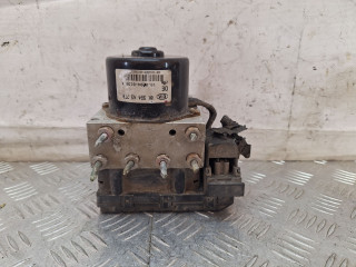 блок ABS Kia Clarus 1 поколение [рестайлинг] 1999, 2.0 л., бензин, МКПП, универсал, 0K9B4437T0