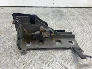 датчик удара Land Rover Discovery 3 поколение L319 2007, 2.7 л., 276DT, дизель, АКПП, серый, внедорожник 5 дв., полный привод, 5H2Z14A686BA, YDB500141