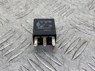 реле (прочие) Chrysler Voyager 4 поколение 2004, 2.5 л., ENJ, дизель, МКПП, темно-синий, минивэн, передний привод, 21911C, 05269988AA, 3303A3