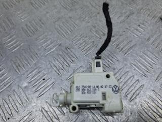 активатор замка багажника Audi A6 4B/C5 [рестайлинг] (2001 - 2004), 2.4 л., BDV, бензин, МКПП, универсал, 3B0862159R, 3B0959781