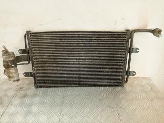 радиатор кондиционера Skoda Octavia 1 поколение (A4) [рестайлинг] 2000, 2.0 л., AQY, бензин, МКПП, серебро, хетчбэк 5 дв., передний привод