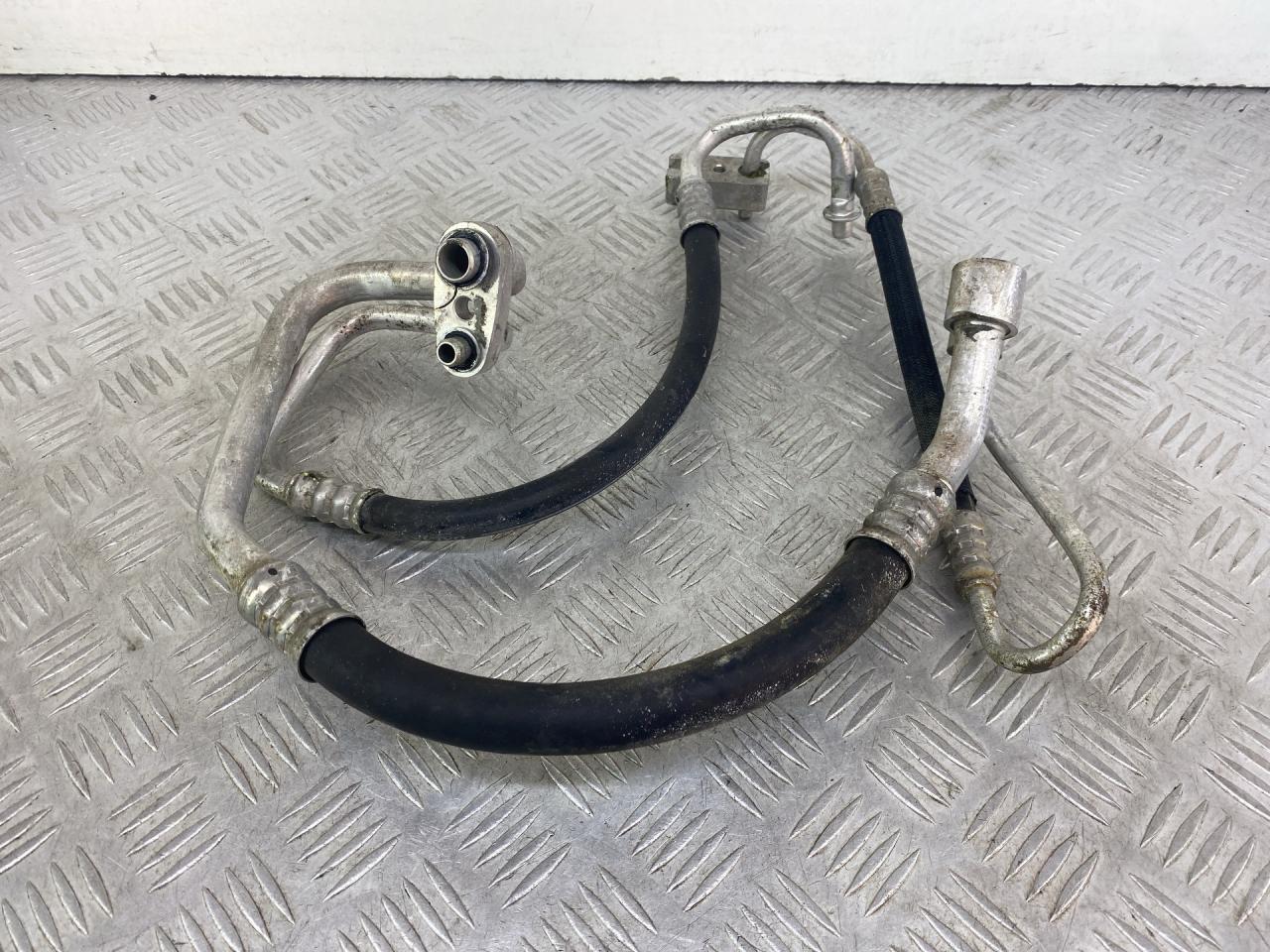 трубка кондиционера Opel Meriva 1 поколение (A) 2004, 1.6 л., X 16 XE, бензин, серебро, минивэн, передний привод - фото №1