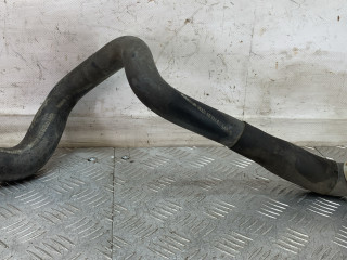 патрубок радиатора Ford Focus 1 поколение 2000, 1.6 л., FYDC, бензин, МКПП, серебро, универсал, передний привод, 98AB8B274AJ