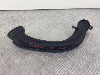 гофра инжектора Volkswagen Touran 1 поколение [2-й рестайлинг] (2010 - 2015), 1.4 л., CAVC, бензин, 6МКПП, серый, минивэн, передний привод, 03C145673M