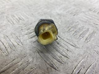 датчик давления масла Ford Focus 1 поколение [рестайлинг] (2001 - 2005), 1.8 л., бензин, МКПП, серебро, хетчбэк 5 дв., передний привод