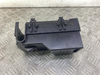 короб предохранителей Chevrolet Spark M300 2012, 1.0 л., бензин, МКПП, красный, хетчбэк 5 дв., передний привод