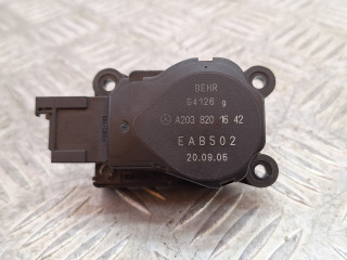 моторчик заслонки печки Mercedes-Benz C-Класс W203/S203/CL203 [рестайлинг] 2006, 3.2 л., дизель, АКПП, голубой, универсал, задний привод, A2038201642