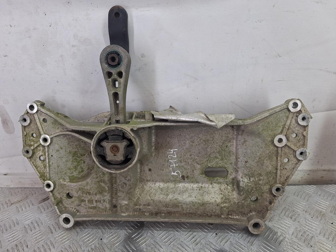 балка подвески передняя (подрамник) Audi A3 8P 2003, 1.9 л., дизель, МКПП, хетчбэк 3 дв., передний привод, 1K0199369F - фото №1