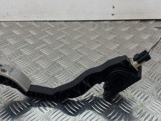 педаль Peugeot 206 1 поколение 2002, 1.6 л., NFU (TU5JP4), бензин, МКПП, черный, кабриолет, передний привод, 0280755027, 0384D10, 9654877580