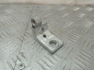 петля двери Skoda Fabia 1 поколение [рестайлинг] 2007, 1.4 л., дизель, МКПП, серебро, универсал, передний привод, 6Y0833402C