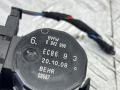 моторчик заслонки печки BMW 5 серия E60/E61 [рестайлинг] E60 (2007 - 2010), 2.5 л., N53 B25 A, бензин, АКПП, белый, седан, задний привод, 6942990 - фото №6