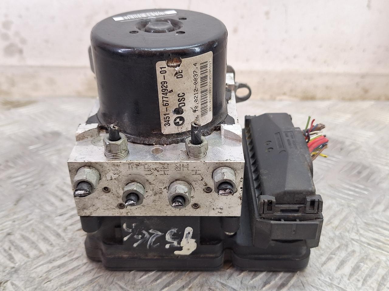 блок ABS BMW 3 серия E90/E91/E92/E93 2005, 2.5 л., N52 B25 AF, бензин, МКПП, серый, седан, задний привод, 3451677492901, 10096108273 - фото №1