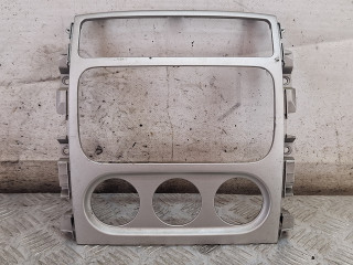 рамка под магнитолу Suzuki Liana 1 поколение 2004, 1.6 л., M16A, бензин, МКПП, седан, передний привод, 7382159J2