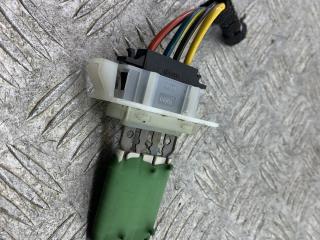 сопротивление печки Skoda Yeti 1 поколение 2013, 2.0 л., CFHF, дизель, 6МКПП, серый, универсал, полный привод