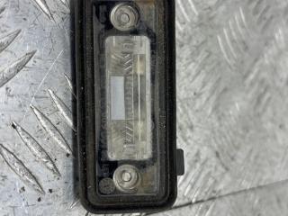 подсветка номера Volkswagen Touran 1 поколение 2005, 1.9 л., дизель, МКПП, минивэн, передний привод, 1T0827634