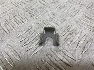 крепление форсунки Ford Fiesta 4 поколение [рестайлинг] (1999 - 2002), 1.3 л., JJA, бензин, МКПП, передний привод