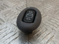 кнопка стеклоподъемника двери задней правой Mercedes-Benz A-Класс W168/V168 [рестайлинг] 2002, 1.9 л., M 166.990, бензин, МКПП, красный, минивэн, передний привод, 2108208210 - фото №4