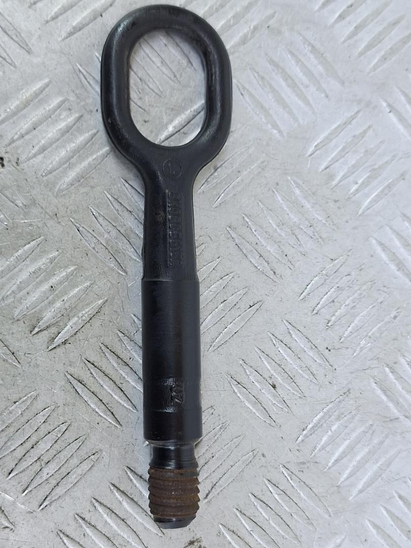 крюк буксировочный Volkswagen Caddy 5 поколение 2022, бежевый, фургон, передний привод, 8K0805615A - фото №1