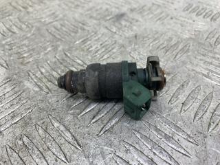 форсунка Volkswagen Golf 4 поколение (1997 - 2006), 037906031AA