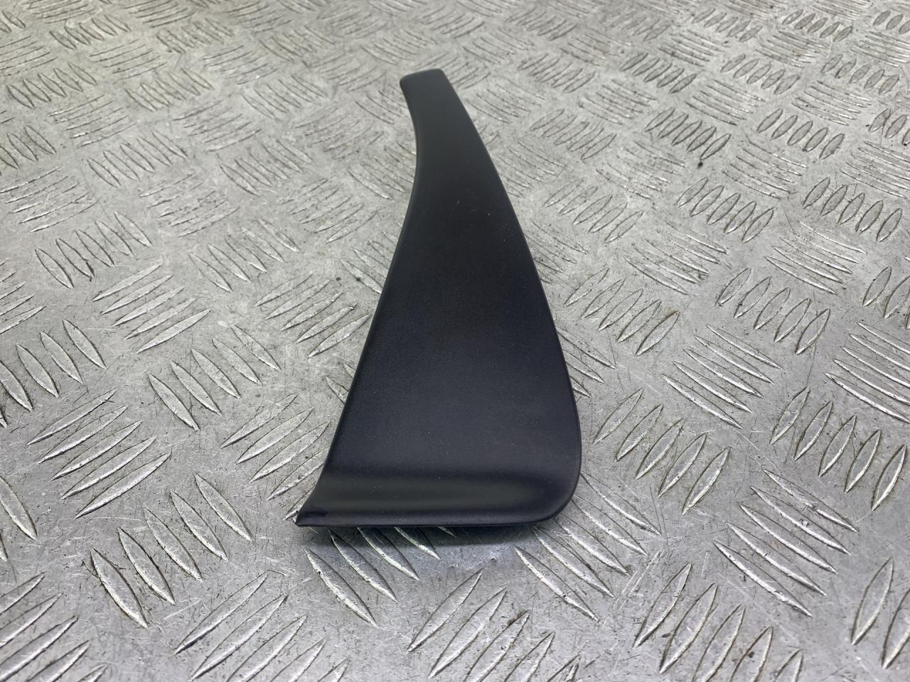 накладка на зеркало Citroen Xsara Picasso 1 поколение 2004, 1.8 л., 6FZ (EW7J4), бензин, МКПП, серый, передний привод, 9633412177 - фото №1