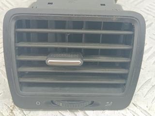 дефлектор обдува салона Volkswagen Golf 6 поколение 2008, 1.4 л., CGGA, бензин, 5МКПП, голубой, хетчбэк 5 дв., передний привод, 1K0819710