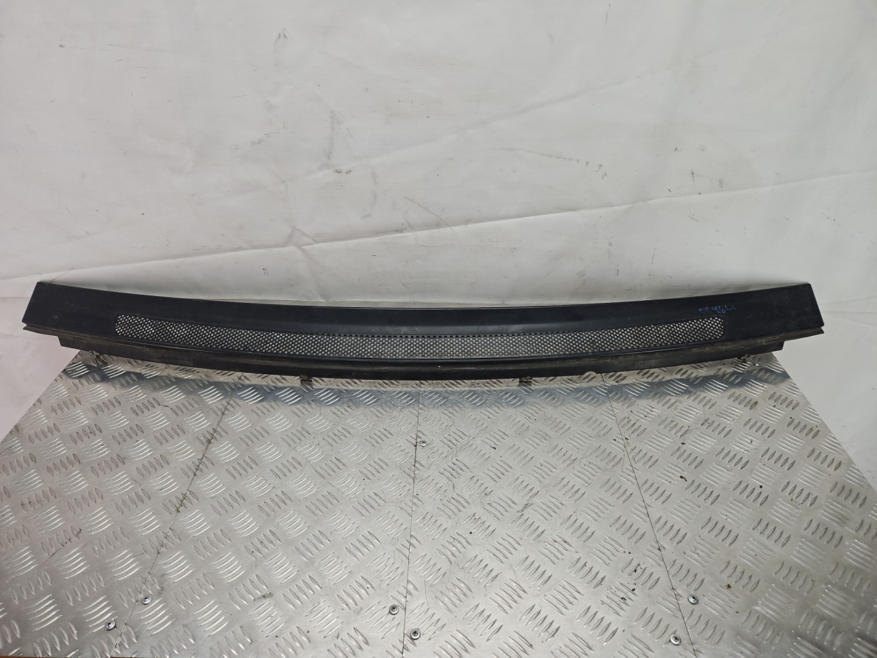 дождевик Mercedes-Benz A-Класс W168 1999, 1.6 л., M 166.960, бензин, МКПП, синий, минивэн, передний привод, 1688300518 - фото №1