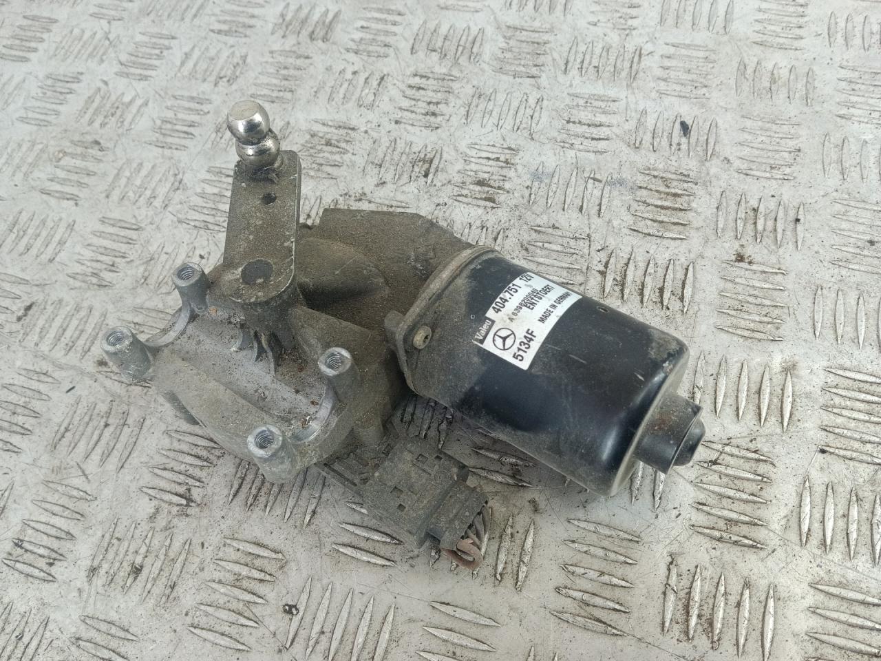 моторчик передних стеклоочистителей (дворников) Mercedes-Benz Vito W639 (2003 - 2010), A6398200040 - фото №1