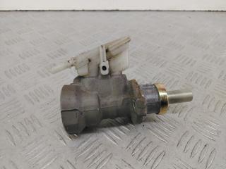 цилиндр тормозной главный Ford Focus 1 поколение [рестайлинг] (2001 - 2005), 1.8 л., бензин, МКПП, серебро, хетчбэк 5 дв., передний привод