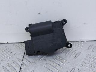 моторчик заслонки печки Volkswagen Touareg 1 поколение (2002 - 2007), 52411483R03