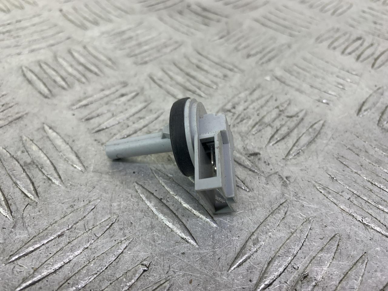 датчик температуры Volkswagen Transporter T5 2005, 1J0907543A - фото №1