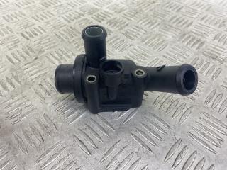 корпус термостата Mercedes-Benz A-Класс W168/V168 [рестайлинг] 2004, 1.7 л., OM 668.942, дизель, АКПП, синий, минивэн, передний привод, A6683030275