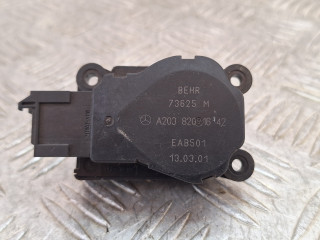 моторчик заслонки печки Mercedes-Benz C-Класс W203/S203/CL203 (2000 - 2004), A2038201642