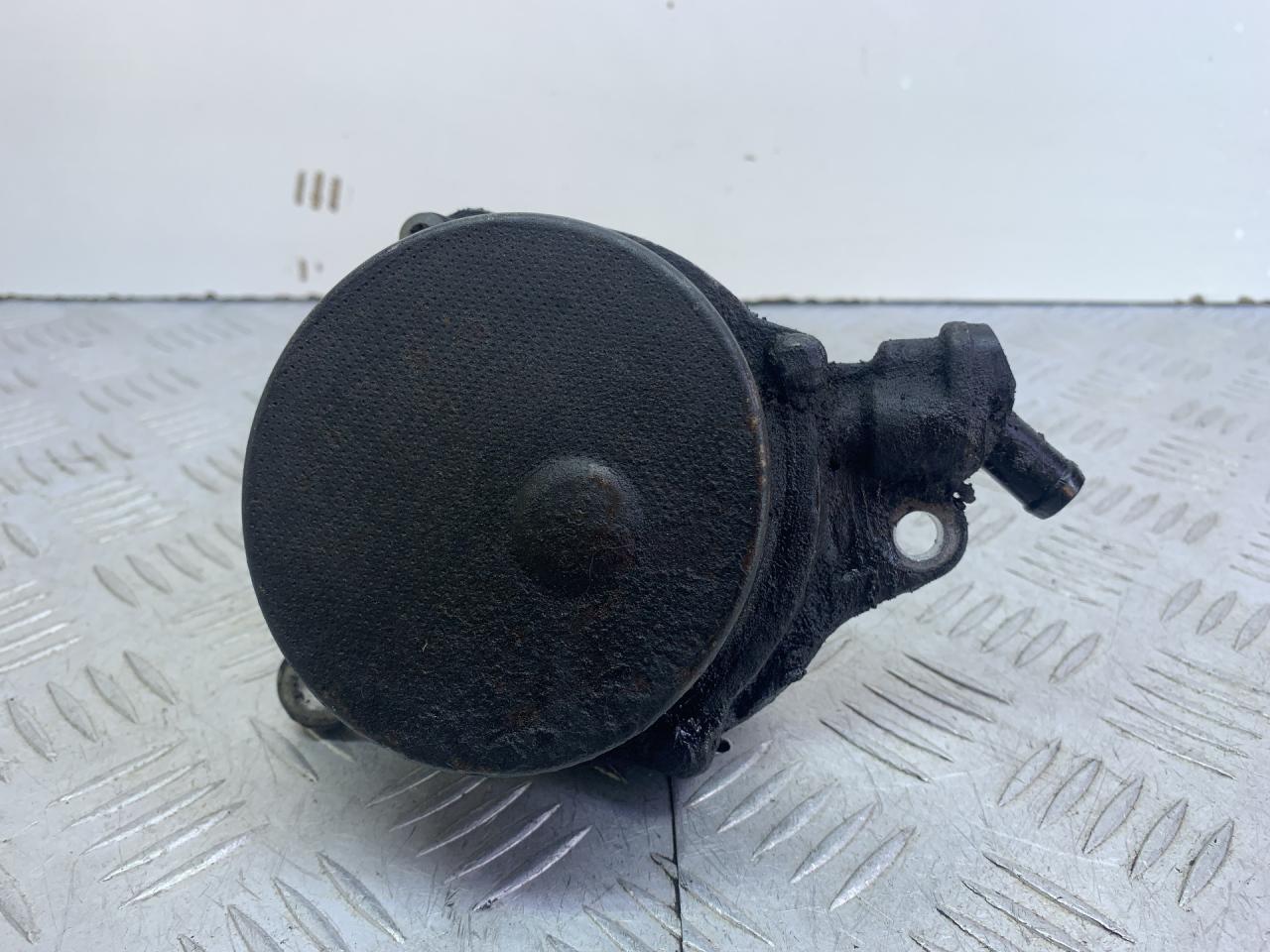 насос вакуумный BMW 3 серия E90/E91/E92/E93 (2004 - 2010), 2.0 л., M47N 204 D4, дизель, АКПП, 1166779123204 - фото №1