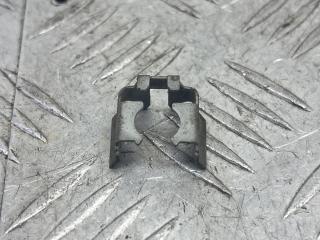 крепление форсунки Peugeot 406 1 поколение [рестайлинг] 2001, 3.0 л., бензин, МКПП, синий, универсал, передний привод