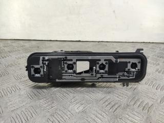 панель заднего правого фонаря Renault Logan 2 поколение (2012 - 2016)