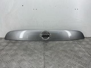 накладка подсветки номера Nissan Juke F15 [рестайлинг] (2014 - 2020), 908681KR6A, 908681KA6A