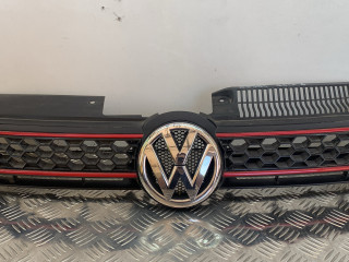 решетка радиатора Volkswagen Golf 6 поколение 2012, 2.0 л., CCZB, бензин, АКПП, белый, кабриолет, передний привод, 5K0853651AK