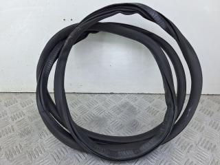 уплотнитель двери Audi A6 4B/C5 [рестайлинг] (2001 - 2004), 2.4 л., BDV, бензин, МКПП, универсал, 4B0831721M