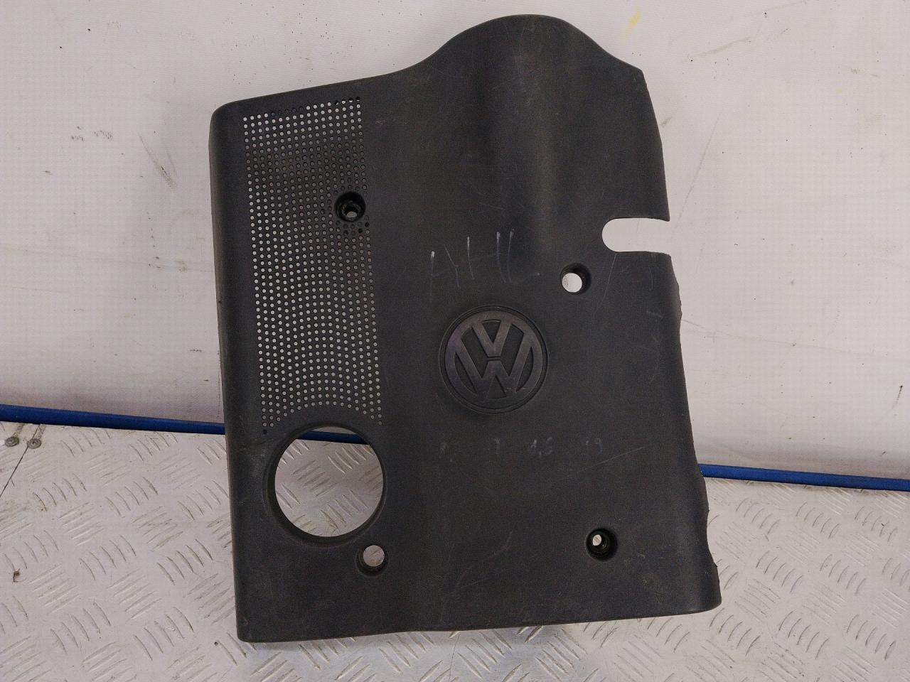 декоративная крышка двигателя Volkswagen Passat B5 (1996 - 2001), 1.6 л., AHL, бензин, 06B103935C - фото №1