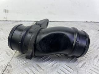 патрубок интеркулера Volkswagen Golf 4 поколение (1997 - 2006), 06A145728