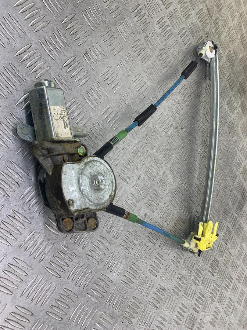 стеклоподъемник задний правый Citroen Xsara Picasso 1 поколение 2004, 1.8 л., 6FZ (EW7J4), бензин, МКПП, серый, передний привод, 9637090980 - фото №1